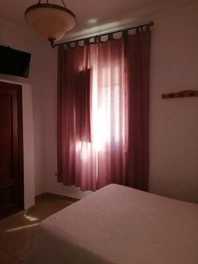 Hostal Sierpes Sevilla Exterior foto